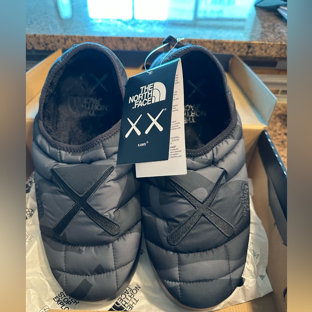 The North Face ThermoBall Traction Mule VP KAWS Black Print
